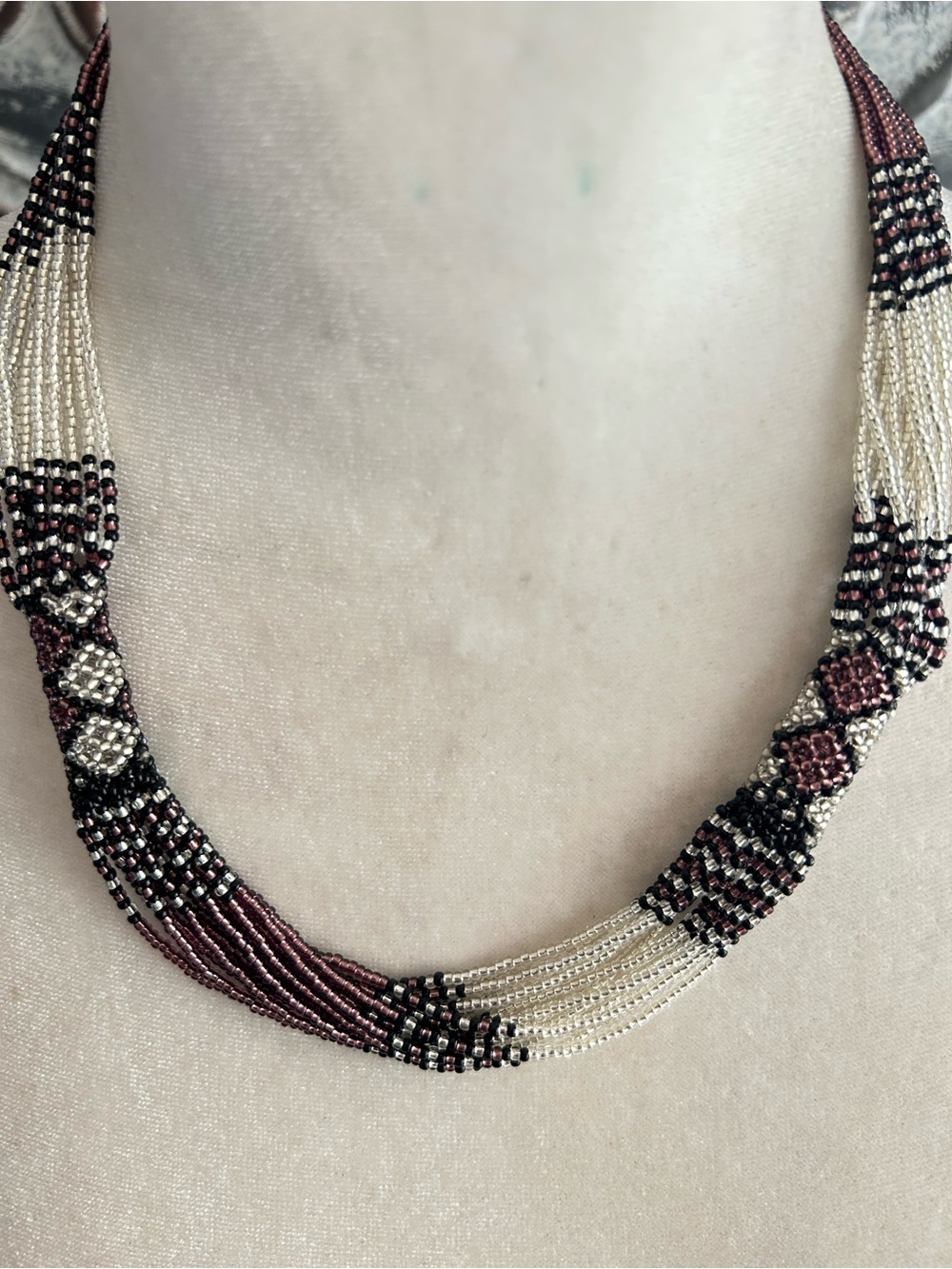 African Zulu Handmade Beaded Necklace Mvovo